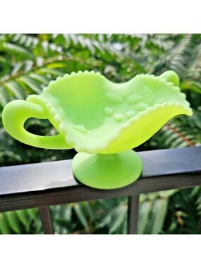 Fenton Uranium Lime Green Satin Footed Candy Dish With Handles Geiger Checked